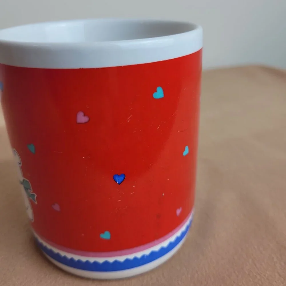 Vintage Hallmark Mug Be Mine Teddy Bear & Heart Balloon red Valentine. 1988 Mugs